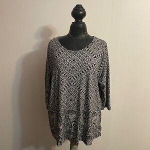 Lucky Brand Black/White 3/4 sleeves tunic, size 2X